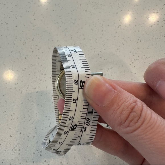 Timex Women's Gold Watch with White Dial - Picture 4 of 4